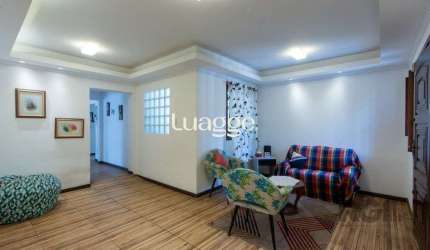 Casa 3 dormitórios, bairro Jardim Carvalho.
