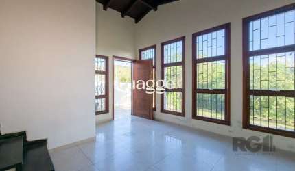 Casa com 3 quartos, suite, pátio - Bairro Espírito Santo - Potro Alegre (RS)
