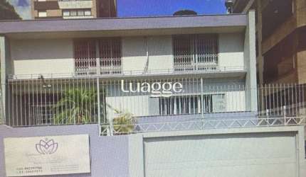 Casa comercial com inquilino