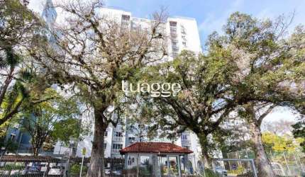 Apartamento 3 quartos, reformado, infraestrutura - Bairro Cristal