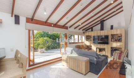 Apartamento GARDEN triplex no Rio Branco com 4 dormitórios e 3 vagas