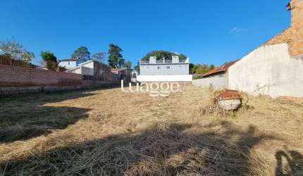 Terreno com 1.110m² no Bairro Guarujá