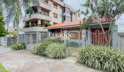 CASA CHACARA DAS PEDRAS 207 METROS , COMPLETAMENTE REFORMADA