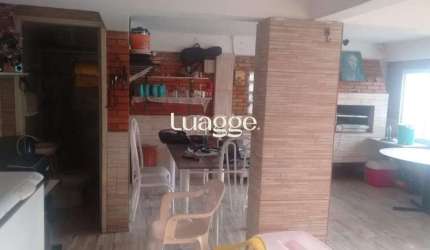 Sobrado para Venda - 300m², 5 dormitórios, Nonoai