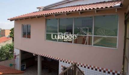 Casa para Venda - 900m², 5 dormitórios, sendo 2 suites, 5 vagas - Vila Nova