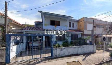 Casa para Venda - 270m², 4 dormitórios, sendo 1 suites, 5 vagas - Partenon