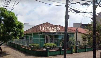Casa para Venda - 200m², 3 dormitórios, 6 vagas - São Geraldo