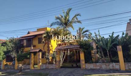 Casa para Venda - 693.6m², 5 dormitórios, sendo 3 suites, 4 vagas - Hípica