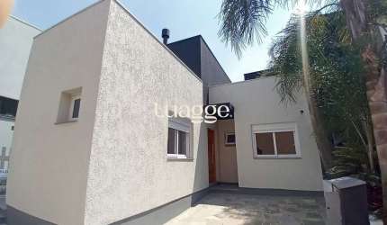 Casa de Condomínio em Hípica