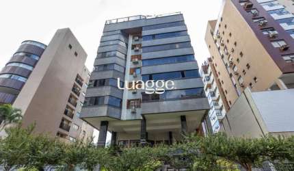 Apartamento 3 dormitórios, suíte, elevador e 2 vagas bairro Petrópolis POA/RS