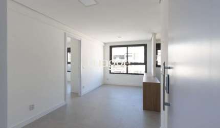 Apartamento 1 dormitório sendo suíte semi - mobiliado