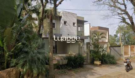 Casa 367m², 3 dormitórios, 4 vagas no bairro Ipanema