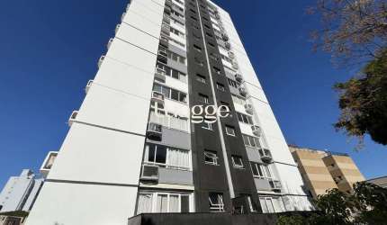 Apartamento de 2 quartos, suíte e 1 vaga de garagem no bairro Rio Branco em POA