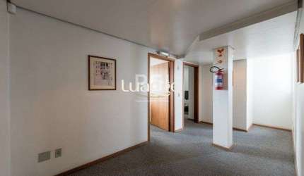 Depósito/Pavilhão para Venda - 2203.33m², 0 dormitórios, 30 vagas - São João