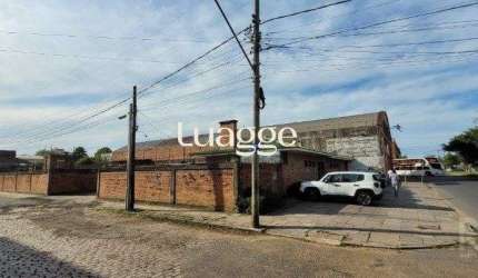 Depósito Pavilhão Venda no Bairro Navegantes  com 1800m²  de terreno e 324m² de escritórios - De esquina