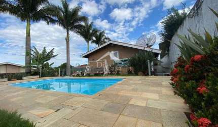 Casa Térrea em bairro nobre de Atibaia