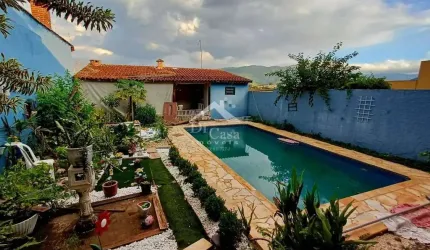 Sobrado com 5 quartos à Venda, Jardim do Lago - Atibaia