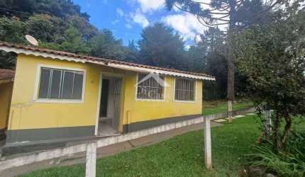 Edícula em condomínio fechado