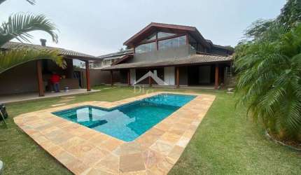 Casa em condomínio fechado em Atibaia - 4 suítes - 4 vagas - lazer