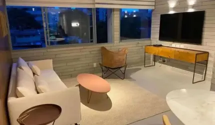Apartamento a venda totalmente mobiliado com 3 dormitórios (1 suíte) e 1 vaga na Vila Olímpia, São Paulo