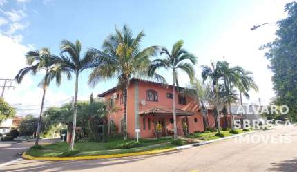 Linda casa à venda com 5 dormitórios 4 suítes  271 m2 no Condomínio Portella Itu SP Excelente localização ao lado do Centro