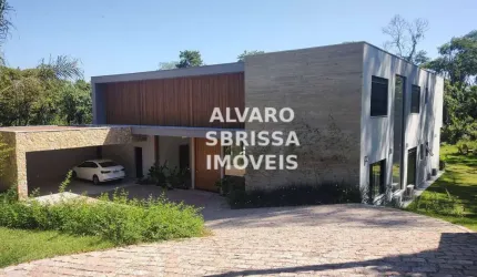 Casa ampla com arquitetura moderna à venda 3.000 m2  5 suítes no Condomínio Fazenda Vila Real em Itu SP -  Casa de alto padrão integrada a natureza