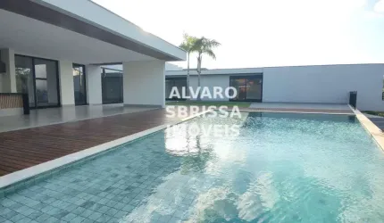 Exuberante e climatizada casa junto ao premiado campo de golfe do Terras de São José. 5 suítes 1 máster 820m2ac  (alugada)