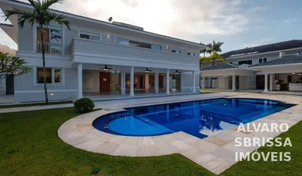 Casa climatizada, com 5 suítes e piscina no Condomínio Marina do Guarujá SP