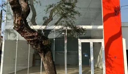 Salão Comercial com 230 m2 com localização perfeita para comércios de diversos setores em frente ao shopping na Vila Nova em Itu SP Oportunidade