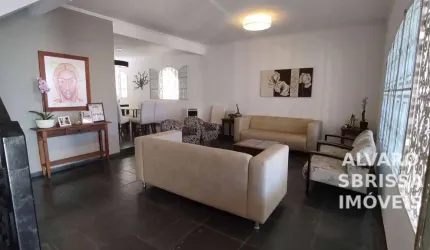 Casa vende ou estuda permuta com apartamento ou casa térrea. Possui 4 dormitórios. No Bairro Brasil em Itu, local nobre, at:315m2 Ac:250m2