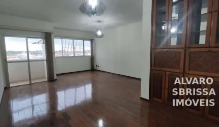 Apartamento confortável com 3 dormitórios sendo uma suíte com hidra, no centro de Itu, a 3 quadras da praça central da cidade. 170m2