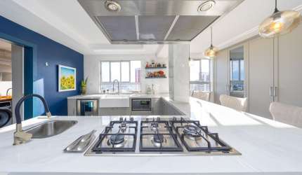 COBERTURA DUPLEX NO BAIRRO BIGORRILHO