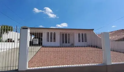 Casa para Venda em Curitiba, Orleans, 3 dormitórios, 1 suíte, 2 banheiros, 4 vagas