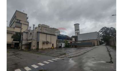 Galpão com zoneamento industrial para locação na Marginal Tietê - Total ou Parcial.