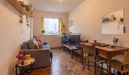 Belo Apartamento a venda em Perdizes, 58m com um quarto, sala cozinha e banheiro.