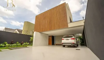 Casa em Curitiba, no Campo Comprido com 3 suítes  389 m²