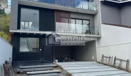 Casa Sobrado à Venda em São Bernardo do Campo - 3 Suítes