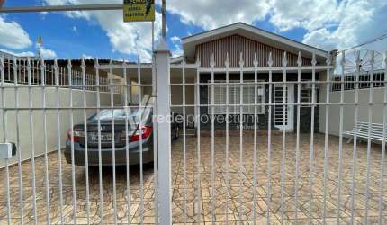 Casa com 3 quartos à venda na Avenida Doutor Arlindo Joaquim de Lemos, 497, Jardim Proença, Campinas, 204 m2 por R$ 850.000