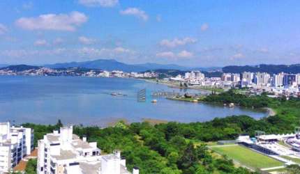 Apartamento à Venda no Abraão, Florianópolis !!