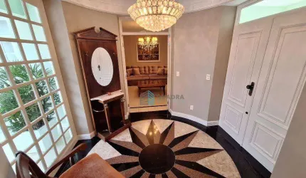 Casa à Venda Muito Bem Localizada no Córrego Grande, Florianópolis !!