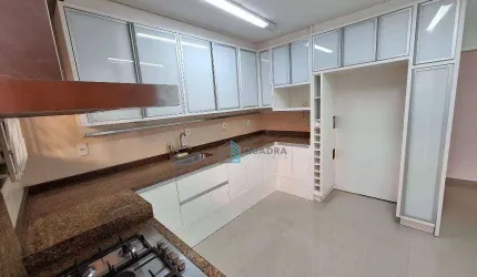Casa Térrea à Venda no Parque São Jorge, Florianópolis !!
