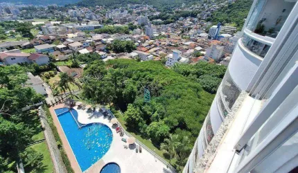 Apartamento à Venda em Clube Residence no bairro Pantanal, Florianópolis !!