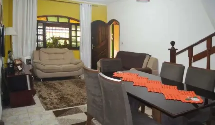 Casa Sobrado à venda no Balneário Flórida Mirim em Mongaguá - SP