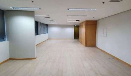 Sala Comercial em Cerqueira César em São Paulo - SP