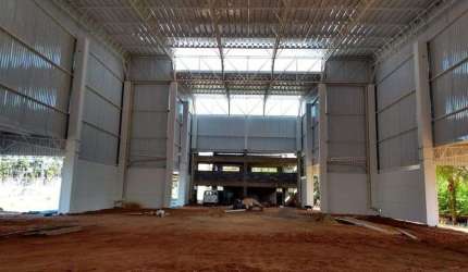 Galpão/Depósito/Armazém para aluguel e venda possui 2430 metros quadrados