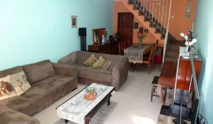 Casa para venda tem 240 metros quadrados com 4 quartos em Tremembé - São Paulo - SP.