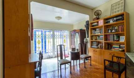 Casa alto padrão à venda no bairro Planalto Paulista em São Paulo - SP