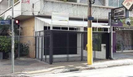 Imóvel comercial para aluguel possui 74 metros quadrados em Centro - Campinas - SP.