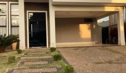 Casa à venda no Condomínio Terras do Cancioneiro em Jardim Pari, Paulínia - SP