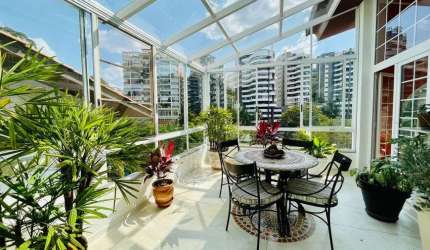 Casa à venda em Jardim Vitória Régia, São Paulo - SP